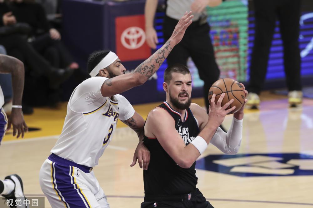 赛中变得更 赛中变得更