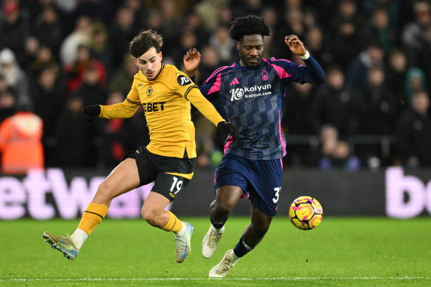 亚当斯将继 亚当斯将继