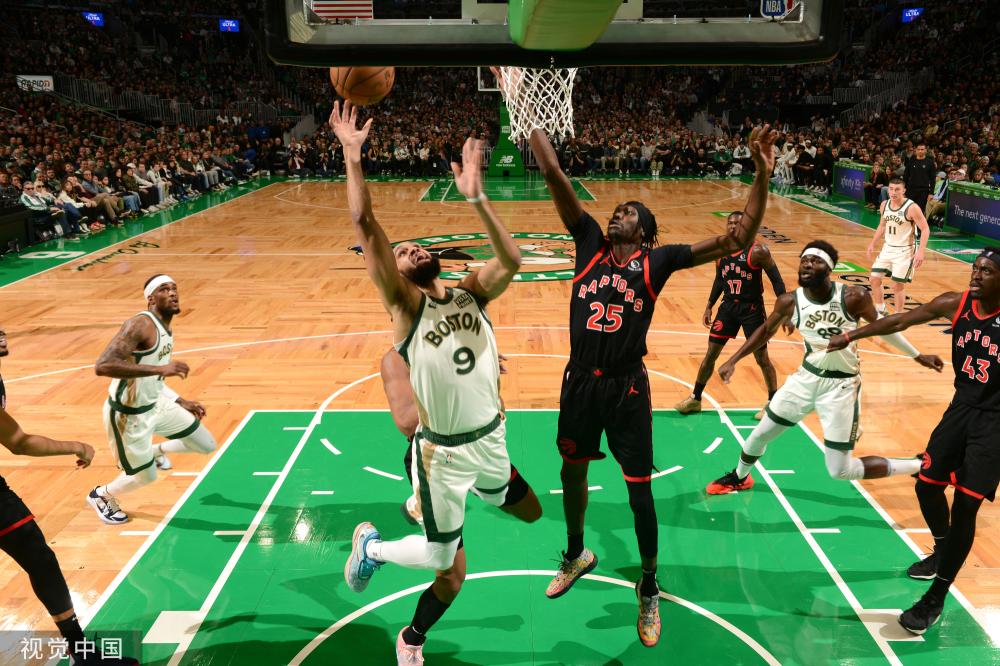 巴斯克斯的 巴斯克斯的