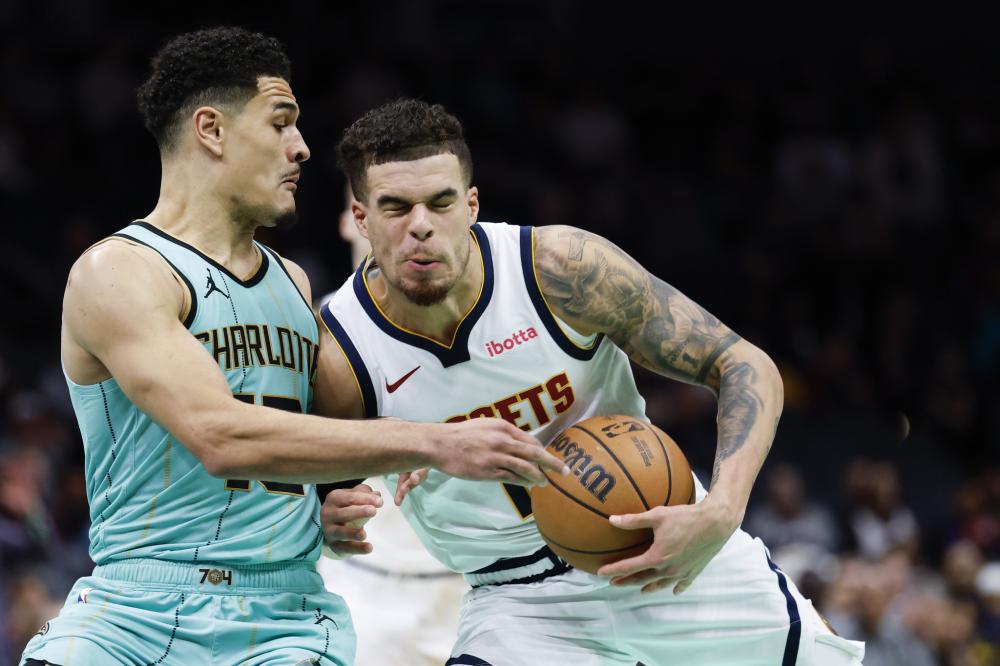 而是运动员 而是运动员